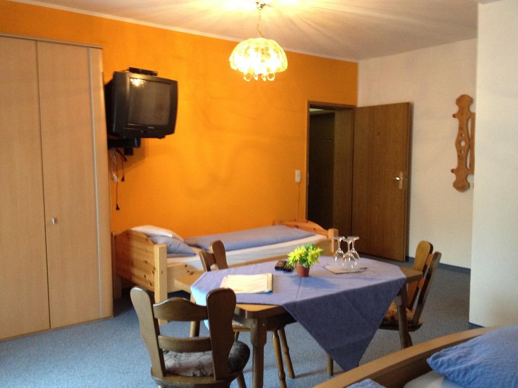 Gasthaus Pension Sternknoeckel Bodenmais Ruang foto